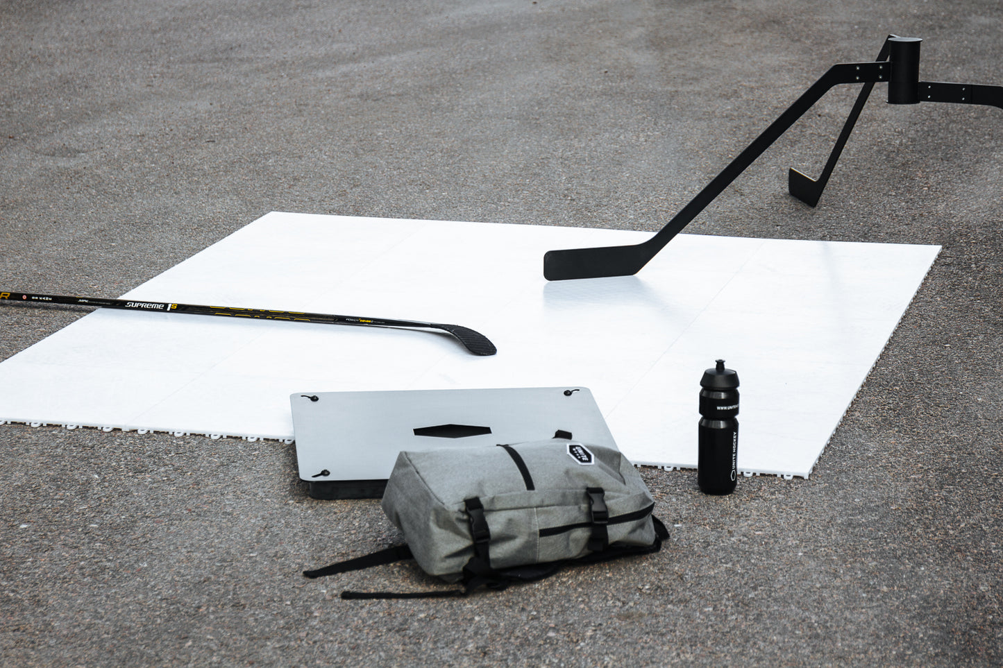 Potent Skate Tiles – Braucama, saliekama plastmasas virsma hokeja treniņiem - (2,1 - 21 m²)