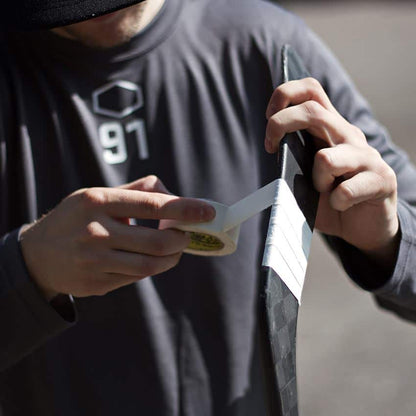 Comp-o-stik Hokeja auduma lente – Balta / Melna, Šaura / Plata