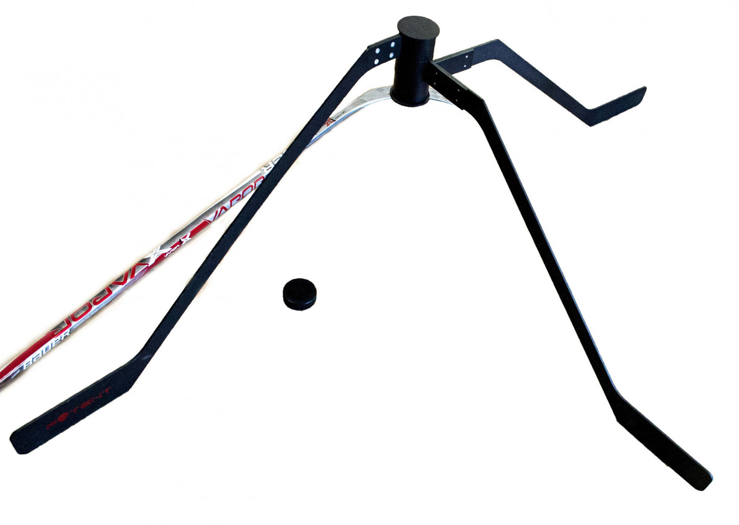 Pro Attack Triangel Hockey – Treniņu rīks ripas kontrolei un aizsegtajiem metieniem